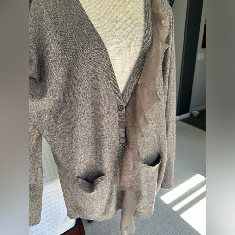 Elizabeth & James Gray Ruffle Cardigan, size large - Picture 7 of 12